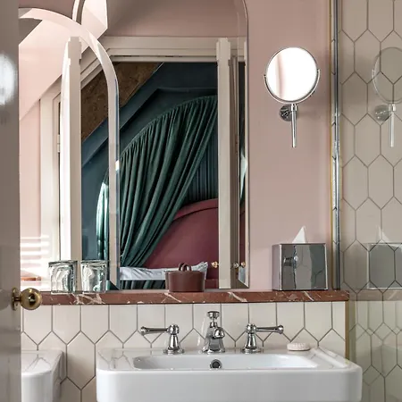 Grands Boulevards Experimental Hotel Parigi