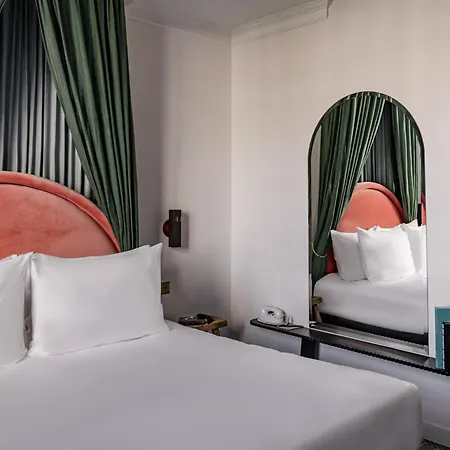 Hotel Grands Boulevards Experimental Parigi